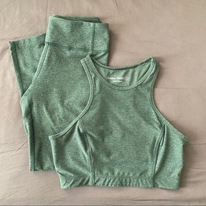 *SOLD* Outdoor Voices Set Green